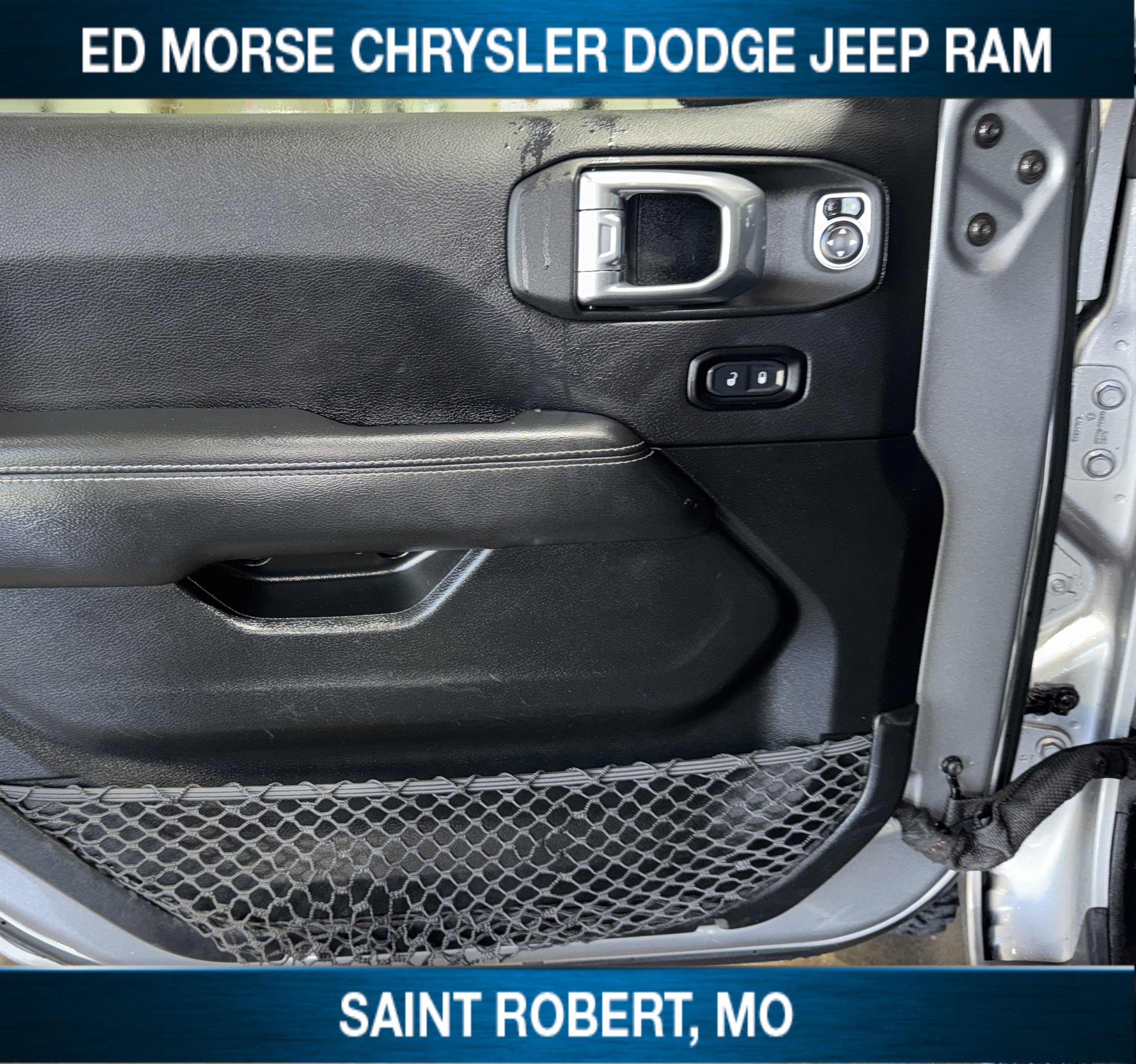 Used 2021 Jeep Wrangler Unlimited Sahara AWD/4WD image 16