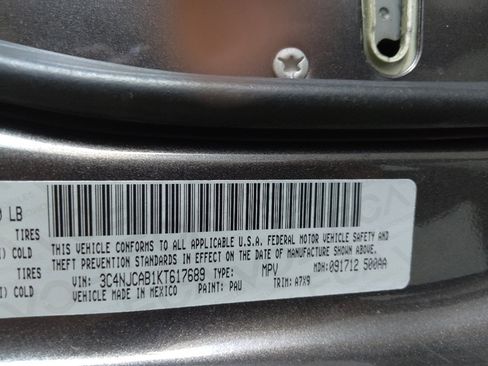 Used 2019 Jeep Compass Sport FWD image 33