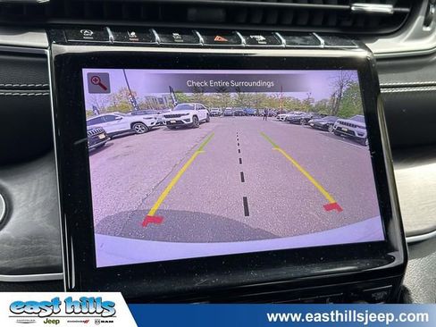 Certified 2023 Jeep Grand Cherokee Limited w/ Trailer Tow Prep Group (B) AWD/4WD image 43