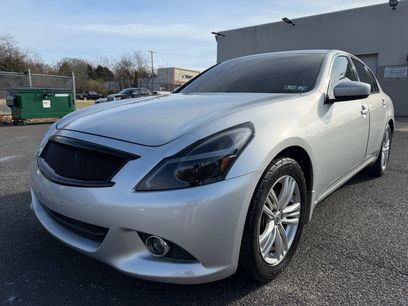Used 2013 INFINITI G37 x w/ Premium Pkg