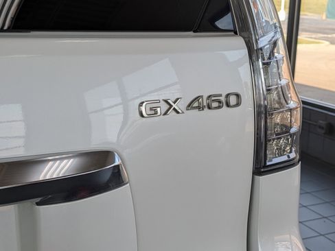 Used 2021 Lexus GX 460 Luxury w/ Accessory Package image 5