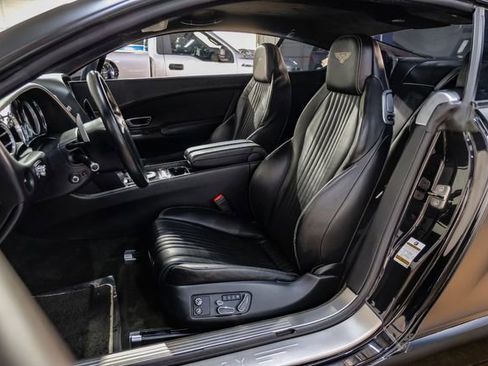 Used 2016 Bentley Continental GT image 37
