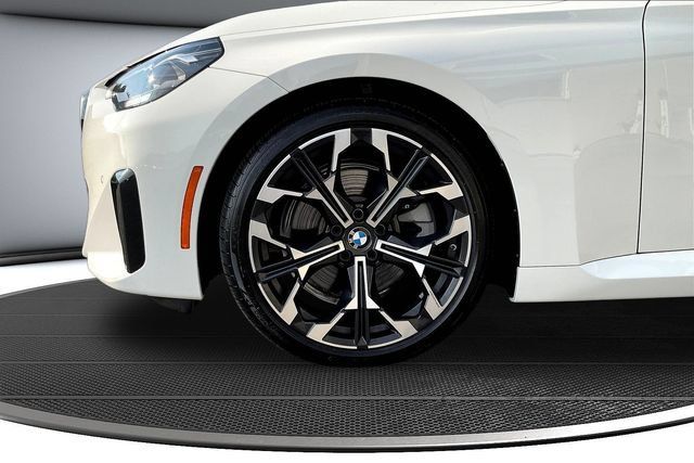 Used 2025 BMW 230i Coupe w/ M Sport Package RWD image 36
