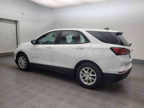 Used 2022 Chevrolet Equinox LS w/ LPO, Floor Liner Package image 3