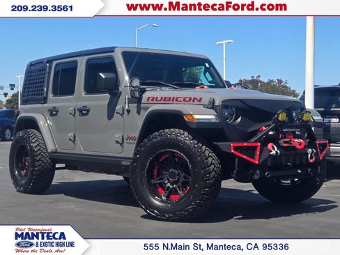 Used 2018 Jeep Wrangler Unlimited Rubicon w/ Dual Top Group AWD/4WD image 1