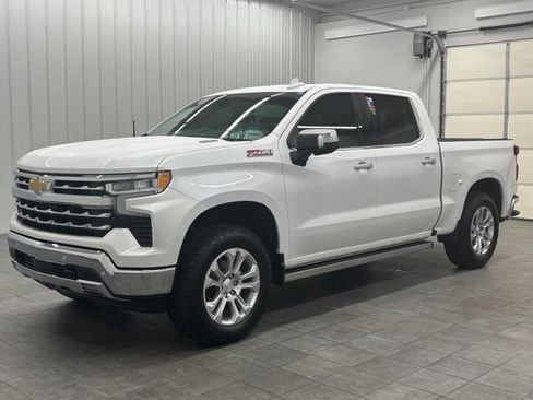 Used 2023 Chevrolet Silverado 1500 LTZ AWD/4WD image 5