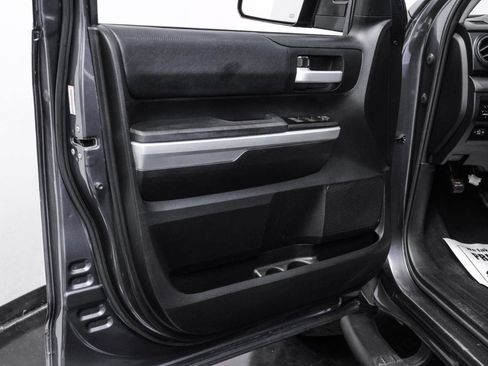 Used 2017 Toyota Tundra SR5 image 41
