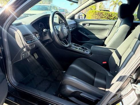Used 2024 Honda Civic Sport image 12