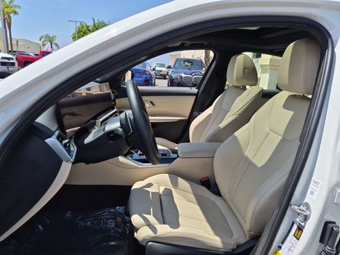 Used 2024 BMW 330i Sedan w/ Convenience Package RWD image 17