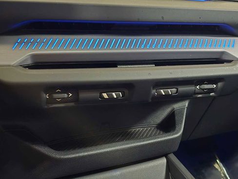 Used 2025 BMW 228i xDrive 228 xDrive image 30