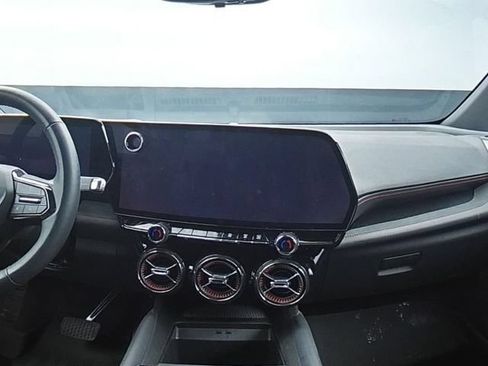 Used 2024 Chevrolet Blazer EV RS AWD/4WD image 19