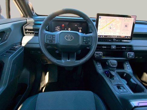 Used 2026 Toyota RAV4 XSE w/ Weather Package AWD/4WD image 6