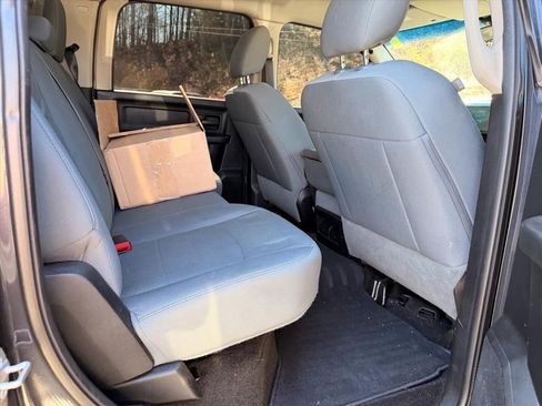 Used 2017 RAM 1500 Express image 17