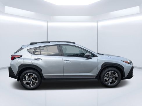 New 2026 Subaru Crosstrek 2.0i Premium image 2