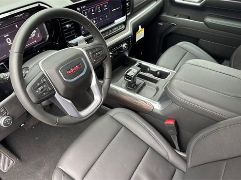 New 2026 GMC Sierra 1500 SLT w/ SLT Premium Plus Package image 10