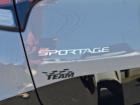 Used 2024 Kia Sportage SX AWD/4WD image 35
