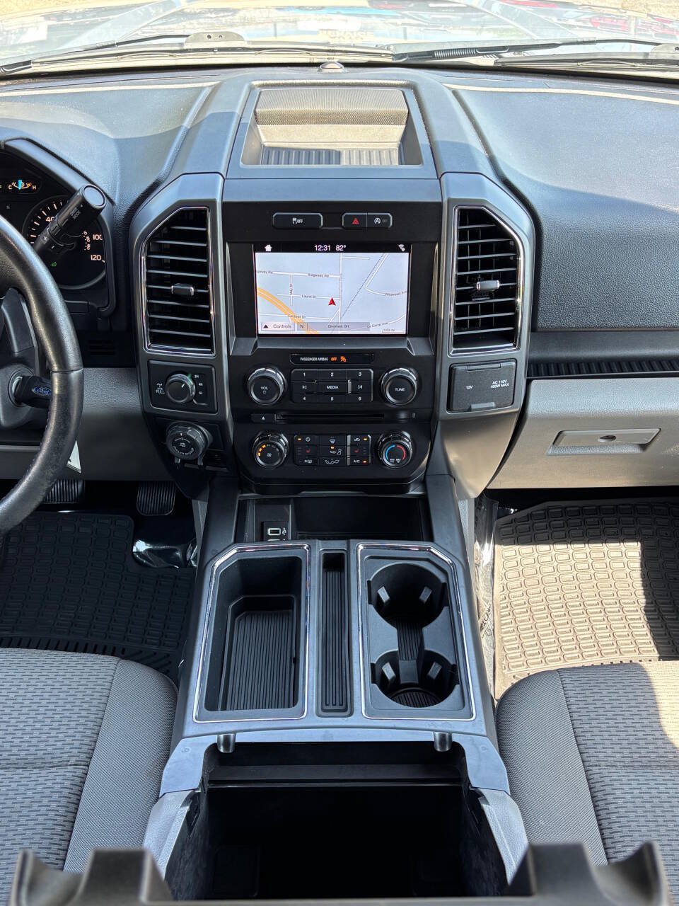 Used 2018 Ford F150 XLT w/ Equipment Group 302A Luxury AWD/4WD image 23