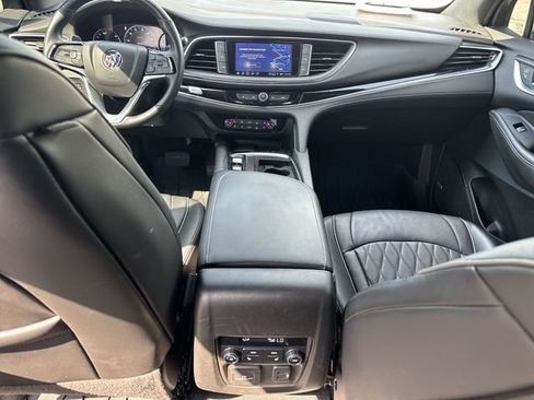 Used 2024 Buick Enclave Avenir w/ Avenir Technology Package image 20
