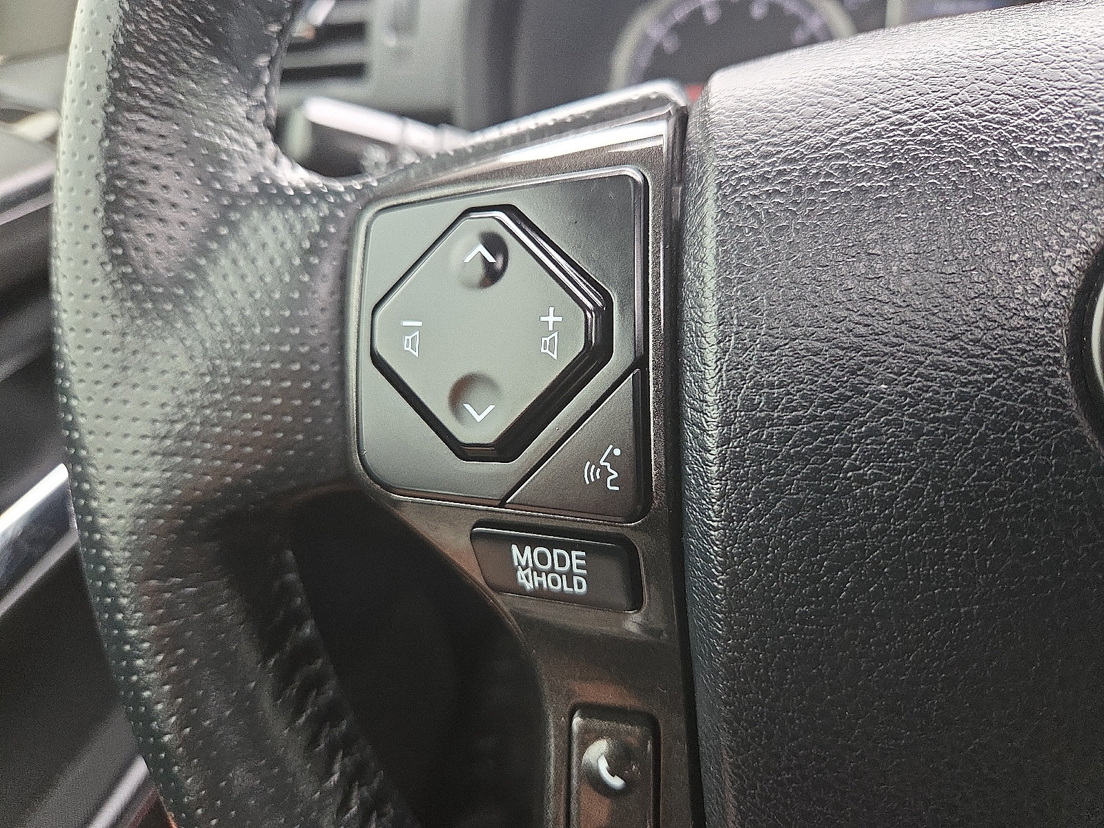 Used 2023 Toyota 4Runner TRD Off-Road Premium w/ Moonroof Package AWD/4WD image 19