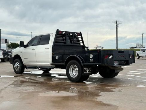 Used 2024 RAM 3500 Laramie AWD/4WD image 5