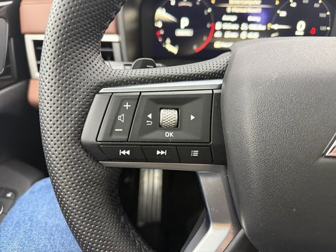 New 2026 Mitsubishi Outlander SEL image 34