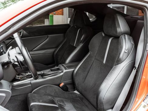 Used 2023 Toyota GR86 Premium RWD image 6