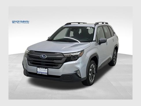 Used 2026 Subaru Forester Premium AWD/4WD image 1