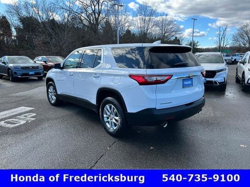 Used 2020 Chevrolet Traverse LS image 3