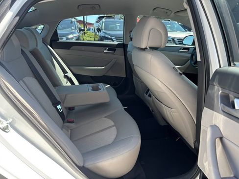 Used 2017 Hyundai Sonata Plug-In Hybrid FWD image 26