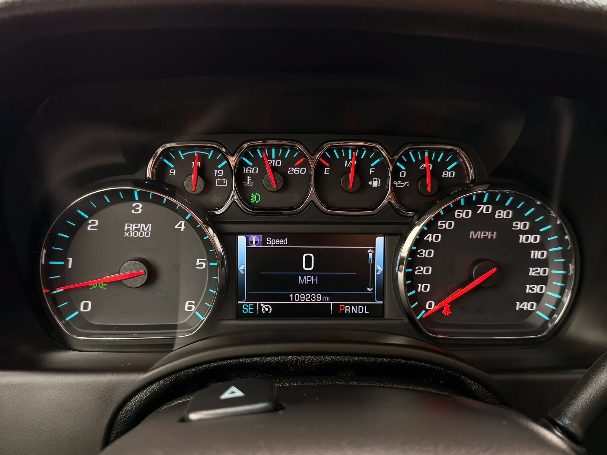 Used 2018 Chevrolet Tahoe Premier AWD/4WD image 31