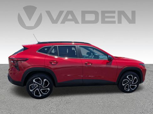 New 2026 Chevrolet Trax RS w/ Driver Confidence Package FWD image 25