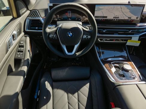 New 2026 BMW X5 xDrive50e image 17
