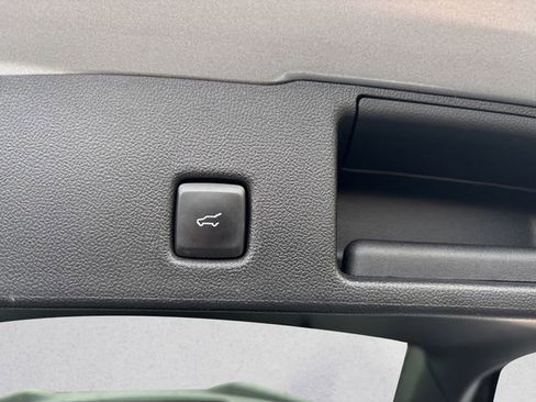 Used 2024 Ford Escape ST-Line image 22