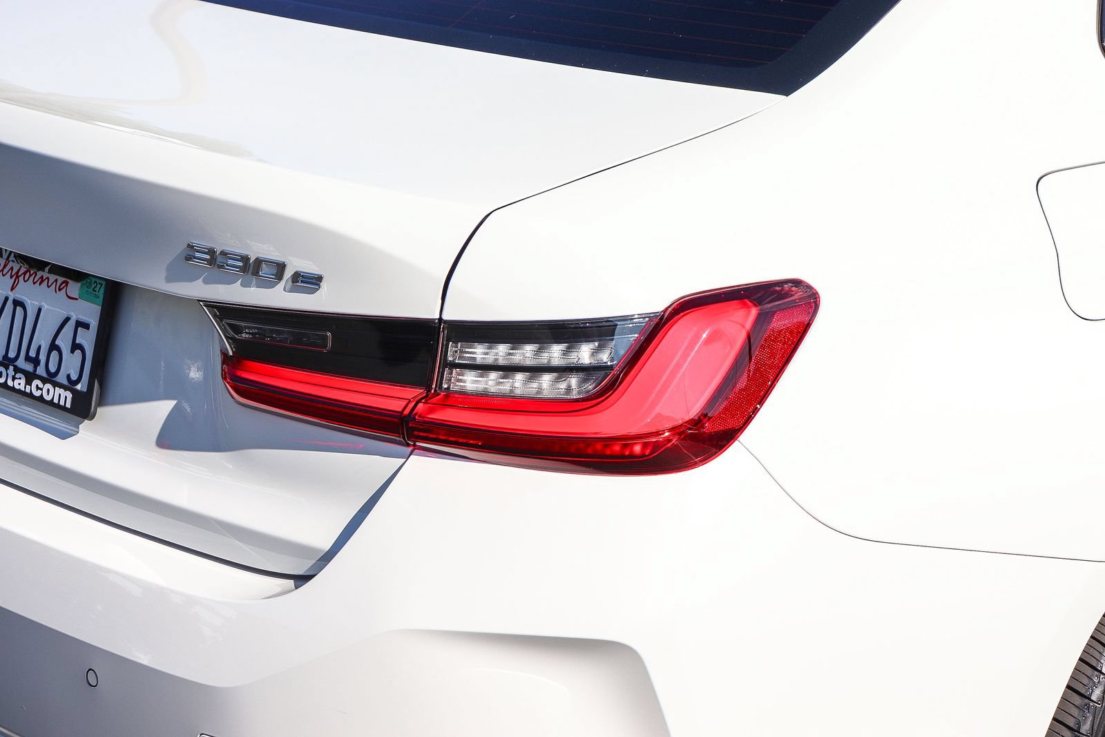 Used 2023 BMW 330e w/ Premium Package RWD image 8