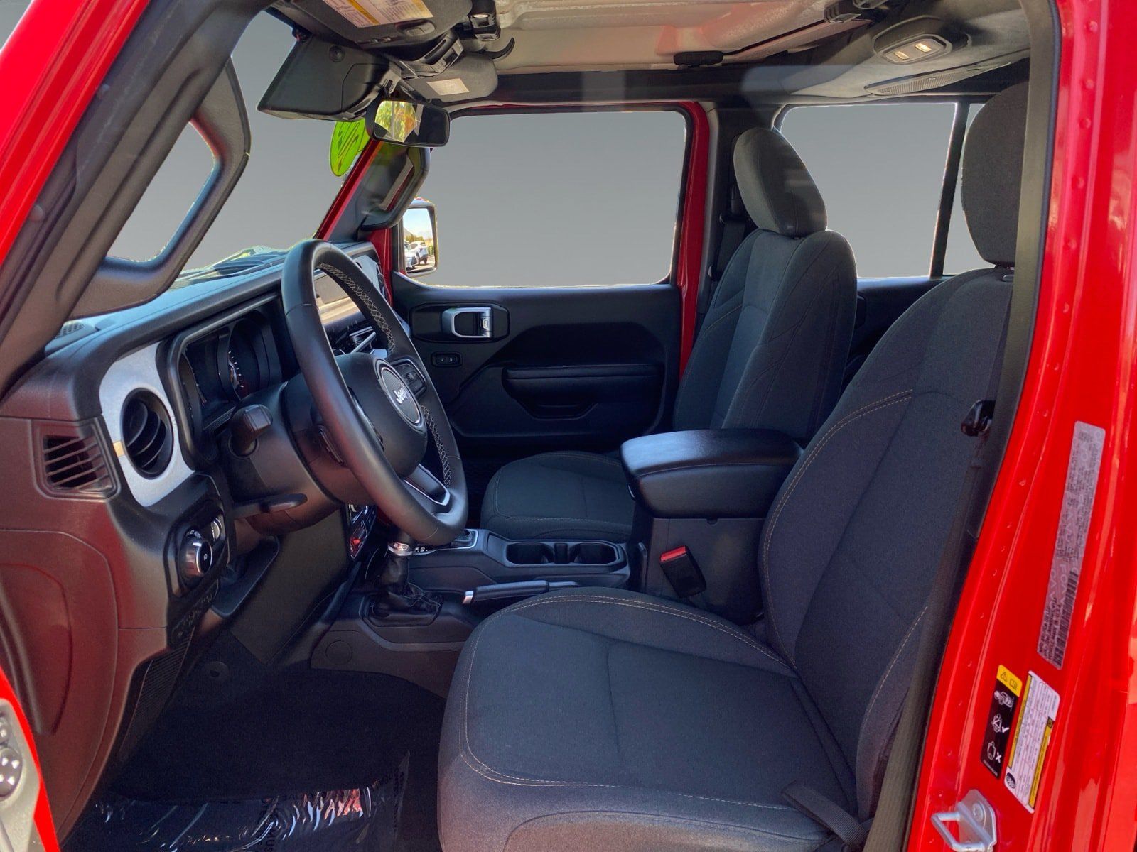 Used 2025 Jeep Wrangler Unlimited Sport AWD/4WD image 9