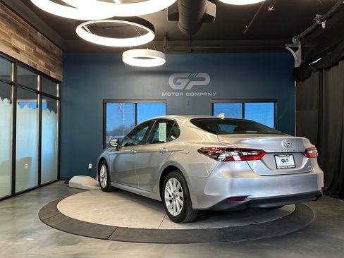 Used 2023 Toyota Camry LE FWD image 5