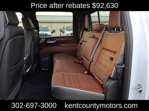 New 2026 GMC Sierra 2500 Denali Ultimate w/ LPO, Black Badging Package AWD/4WD image 8