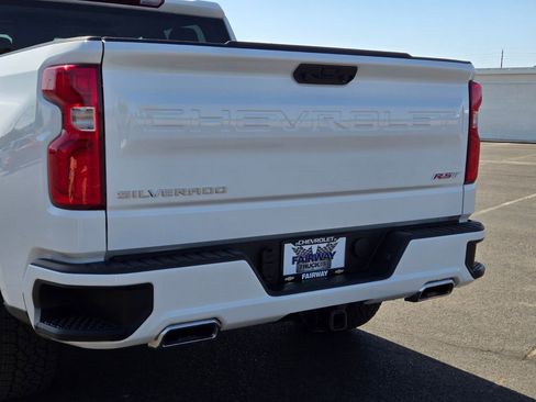 Used 2024 Chevrolet Silverado 1500 RST w/ Z71 Off-Road Package AWD/4WD image 5