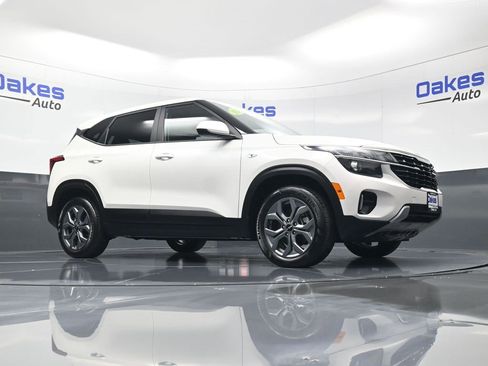 Certified 2024 Kia Seltos LX image 36