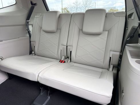New 2026 Volkswagen Atlas SE FWD image 14