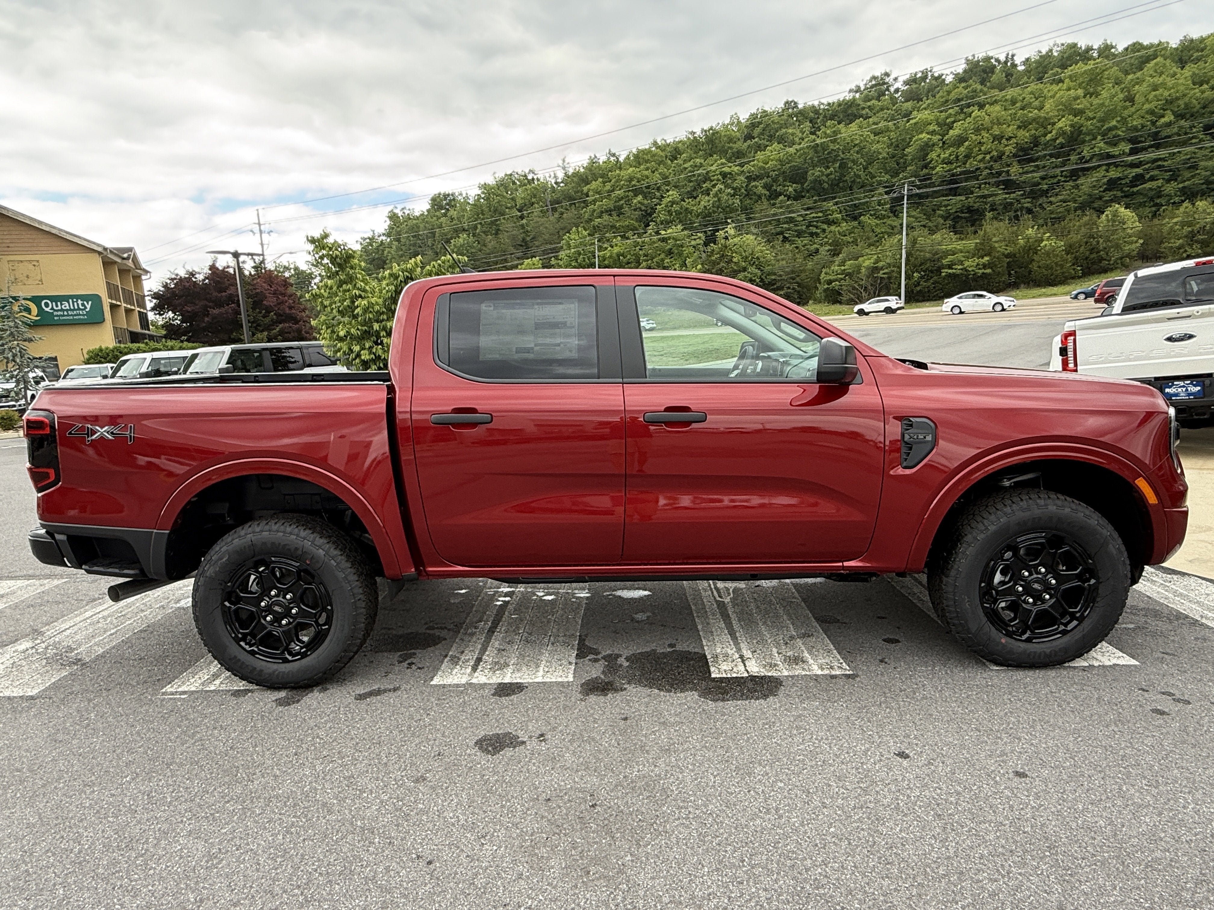 New 2026 Ford Ranger XLT w/ Black Appearance Package AWD/4WD image 4