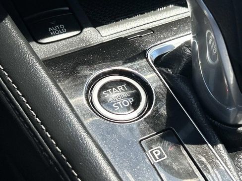 Used 2021 Nissan Kicks SV FWD image 26
