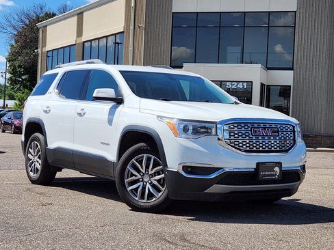 Used 2019 GMC Acadia SLE image 41