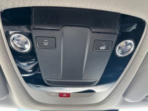 Certified 2024 Kia Seltos SX AWD/4WD image 11