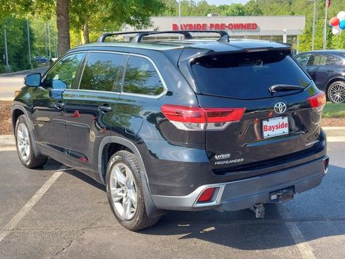 Used 2018 Toyota Highlander Limited AWD/4WD image 16