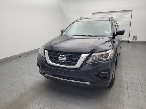 Used 2017 Nissan Pathfinder S AWD/4WD image 15