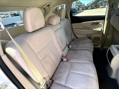 Used 2015 Nissan Murano S image 20