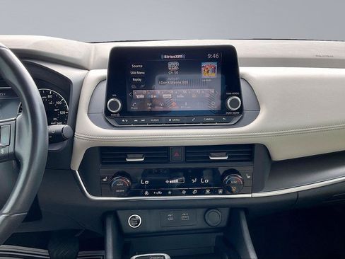 Certified 2023 Nissan Rogue SV w/ SV Premium B Package FWD image 7