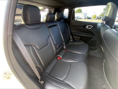 Used 2023 Jeep Compass High Altitude w/ Driver Assist Group I AWD/4WD image 18