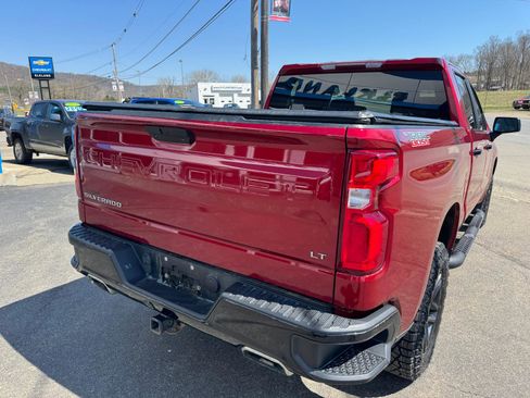 Used 2021 Chevrolet Silverado 1500 LT Trail Boss w/ Bed Protection Package AWD/4WD image 10